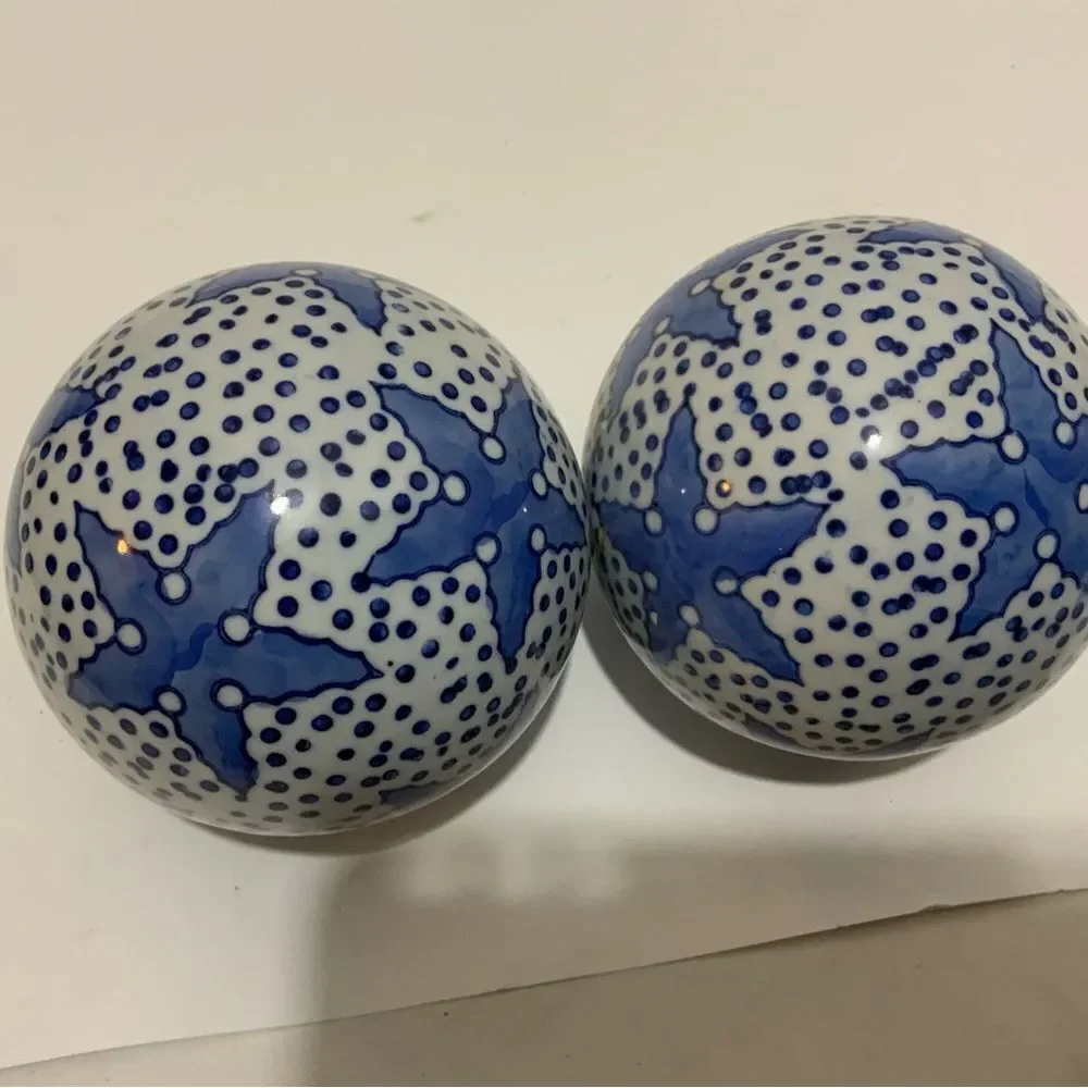 BLUE & WHITE FLORAL CLAY Ceramic BALL Deco Z1